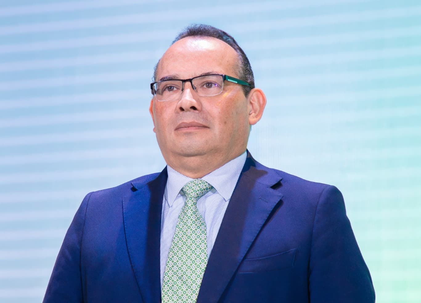 Arturo Morales se ampara en excepción constitucional para seguir como magistrado