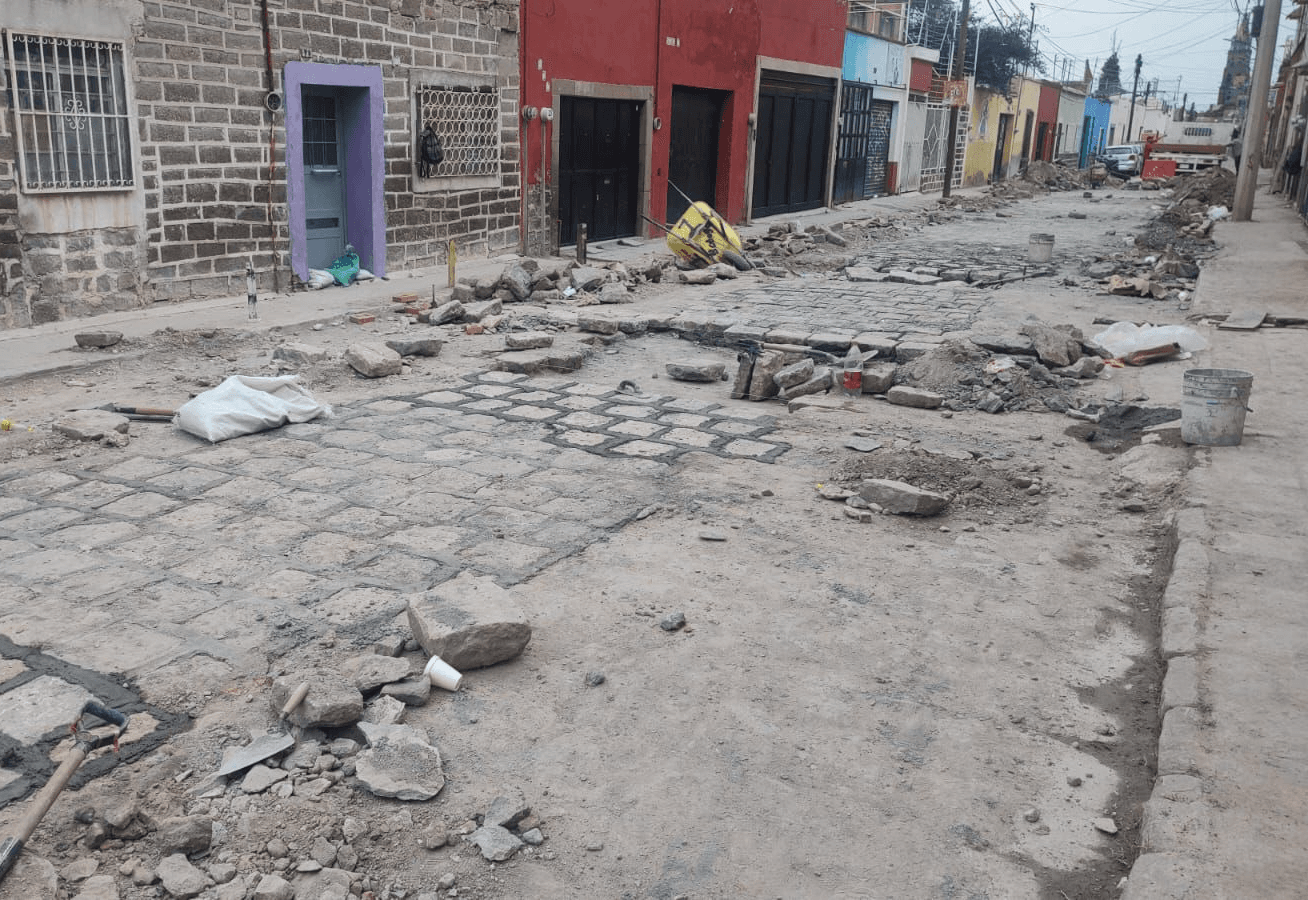 Se alía Ayuntamiento y Arquidiócesis para rehabilitar calle Negrete