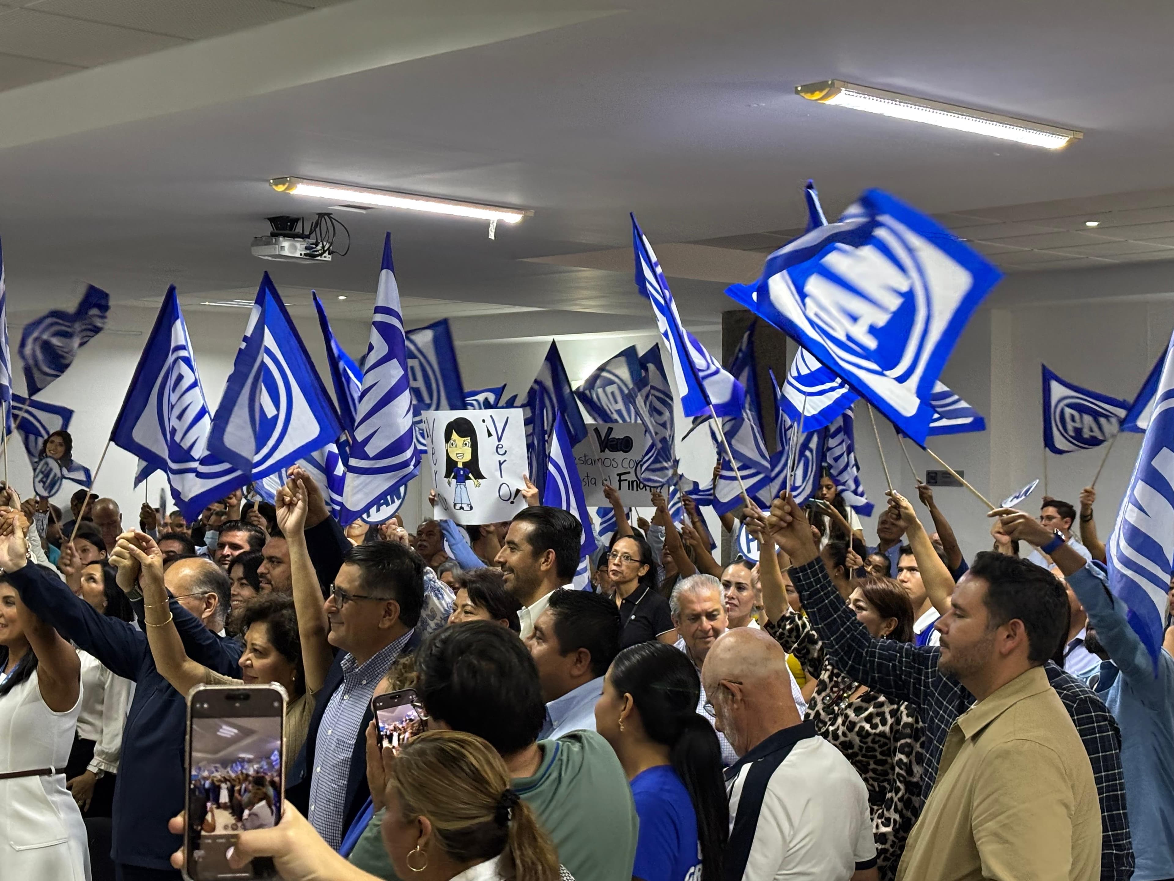 Reconoce Galindo democratización del PAN y su nueva Comisión Permanente