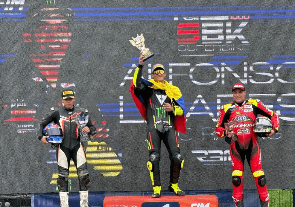 Vibró autódromo Tangamanga II con Gran Premio Italika