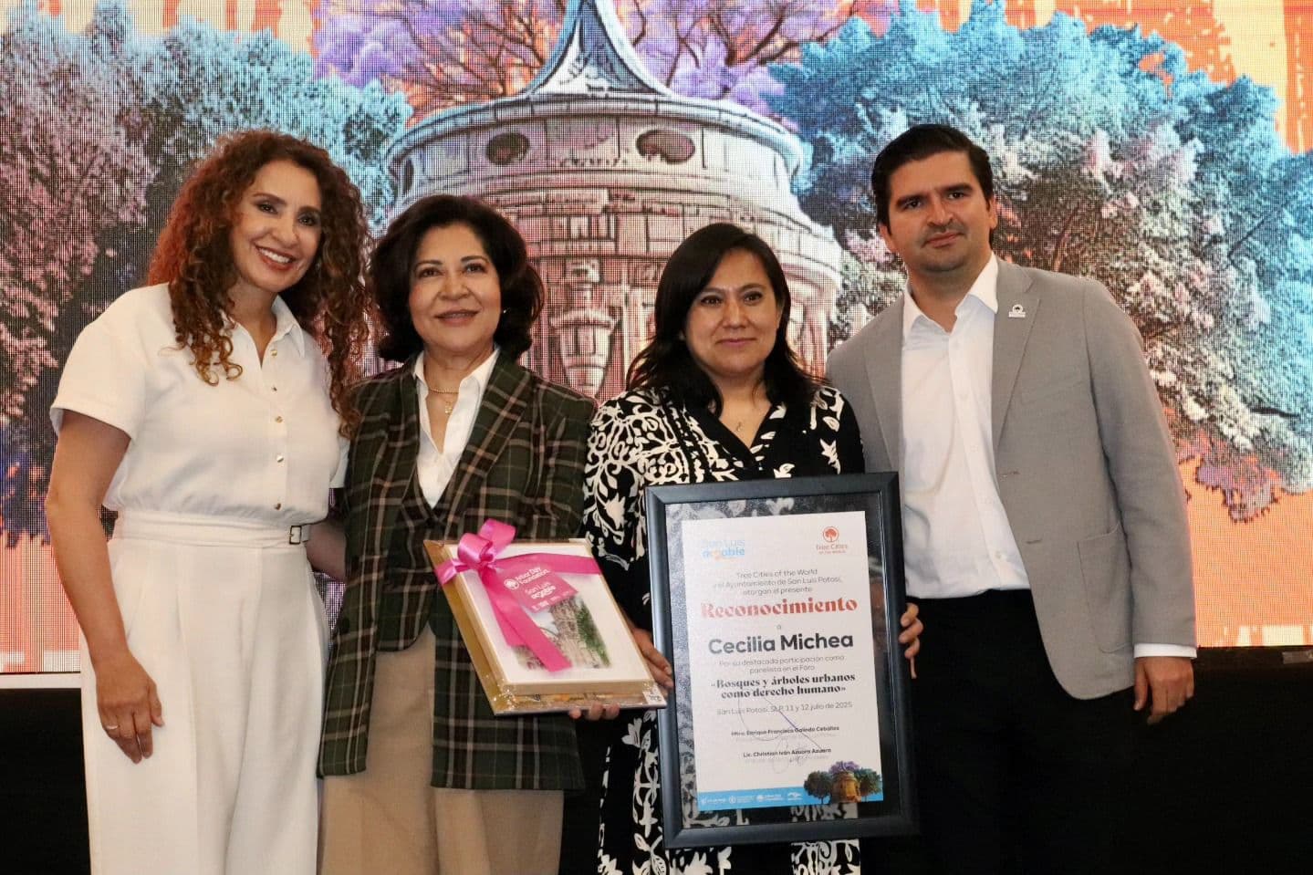 Destaca ambientalista chilena esfuerzos del Ayuntamiento de SLP por arbolado