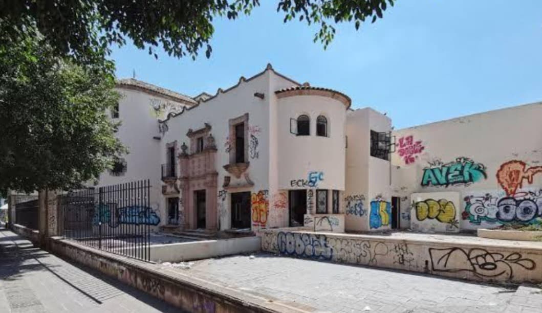 Rehabilitarán casona abandonada en Carranza
