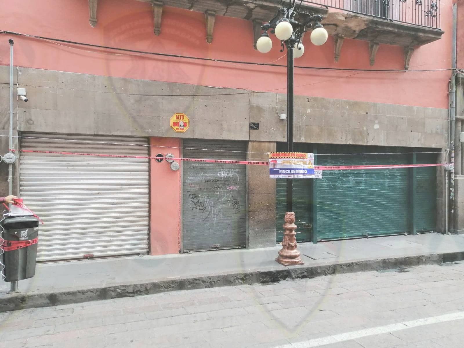 PROTECCIÓN CIVIL MUNICIPAL SUPERVISA FINCA EN EL CENTRO