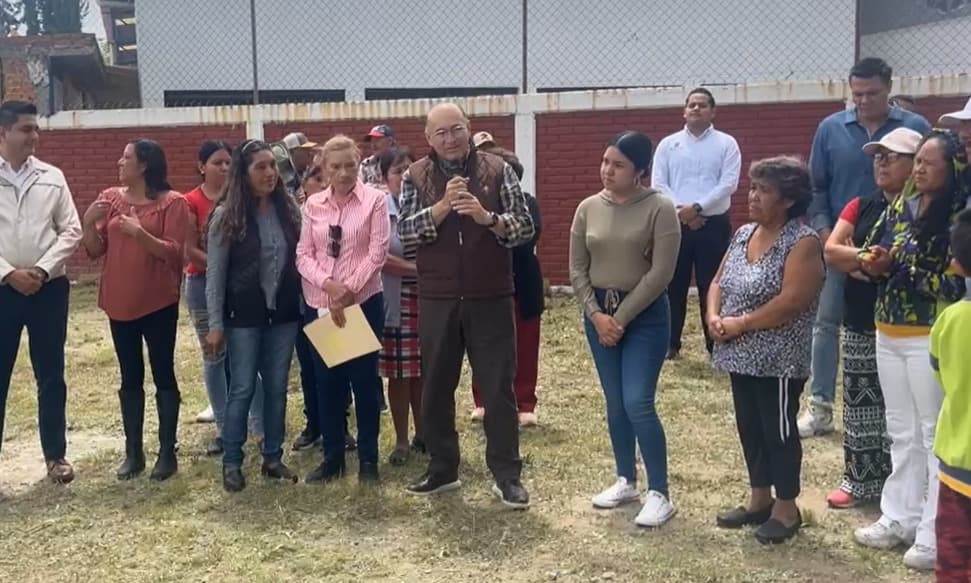 Compromete Galindo obras de infraestructura en la colonia Casanova