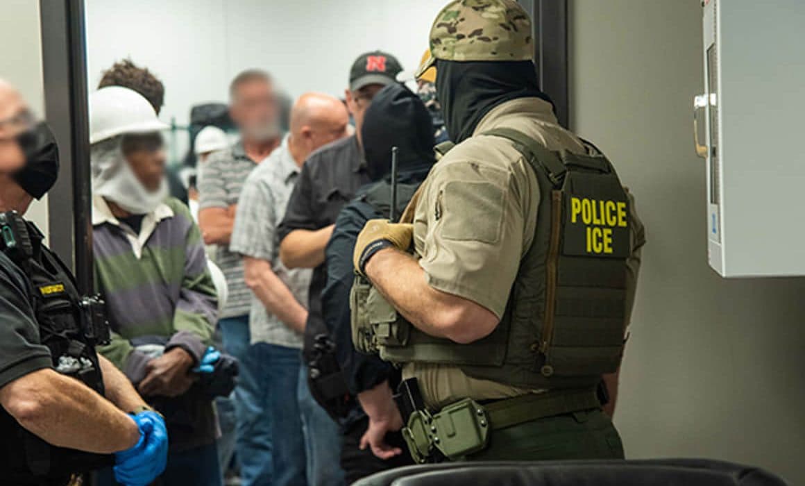 Detienen a inmigrantes tras audiencias en corte de Nueva York