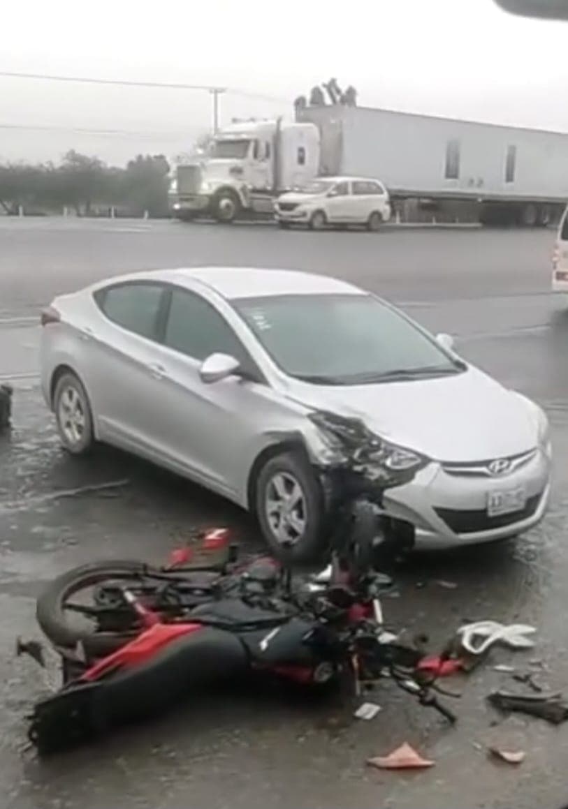 Trabajador de la Zona Industrial sufre accidente en la carretera 57