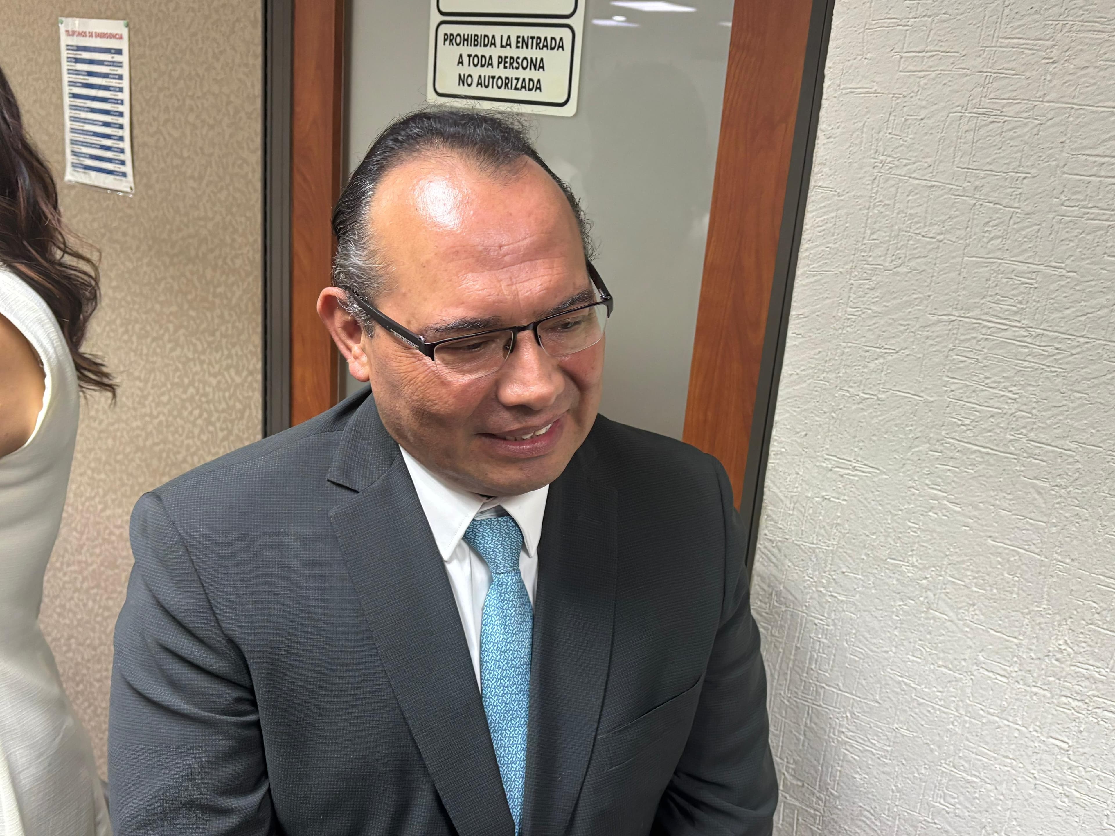 Adeudan 6 millones de pesos a empleados del STJE