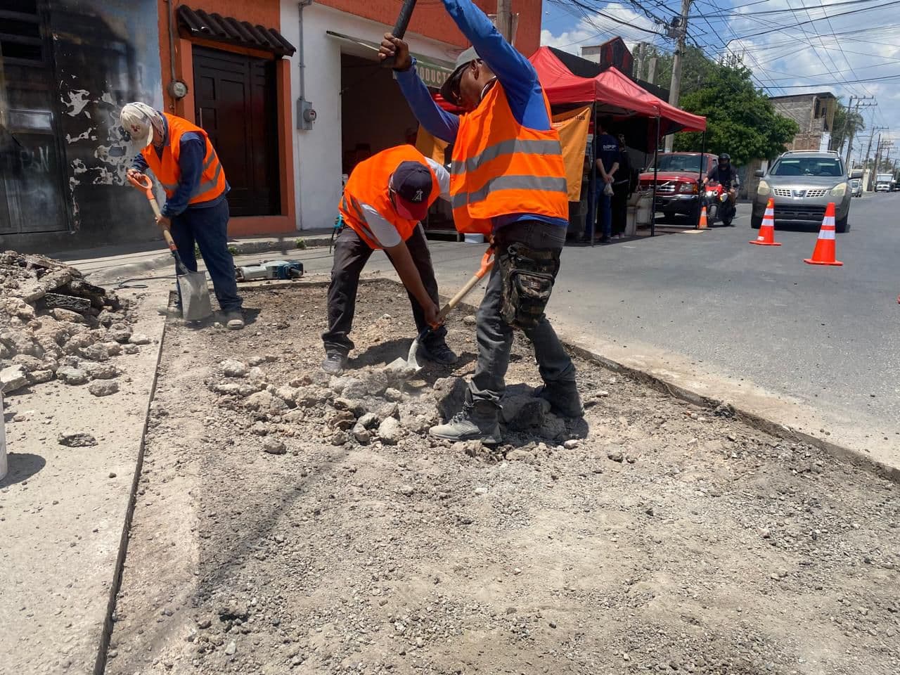 Atiende Por Buen Camino reportes de bacheo en la Capital