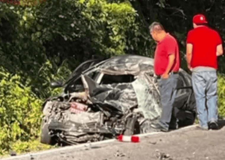 Pierden la vida dos personas en accidente vial en carretera a Rioverde