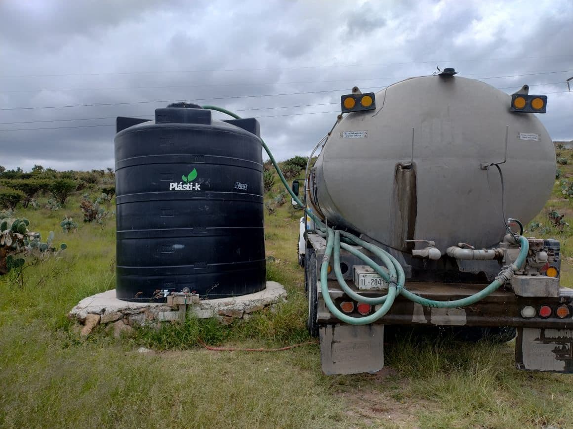 Distribuyó Ayuntamiento más de un millón de litros de agua en pipa en julio