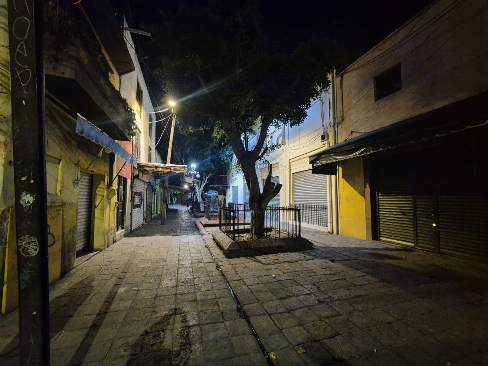 Continúa Comercio con operativos nocturnos en mercados y vialidades