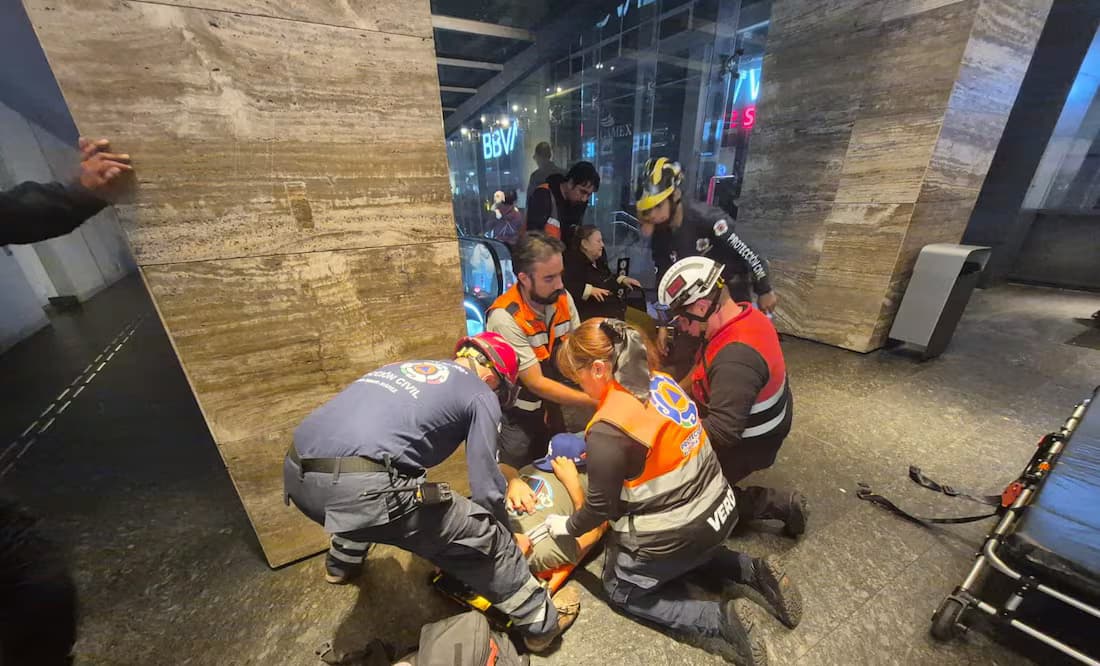 Se desploma elevador de centro comercial Mitikah en CDMX