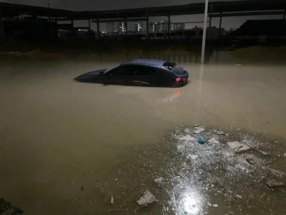 Fallecen dos personas arrastradas por la corriente durante tormenta en Querétaro