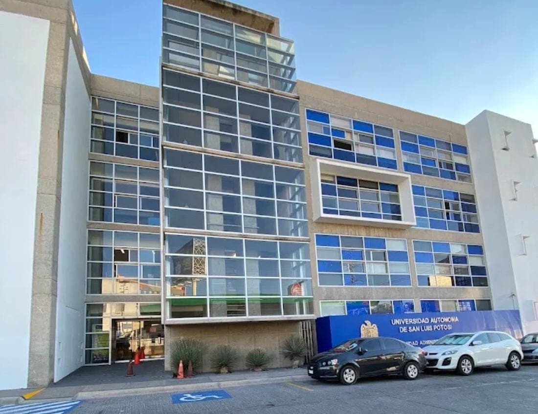 Asaltan Torre Administrativa de la UASLP