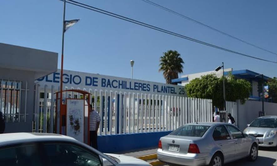 Denuncian irregularidades en el COBACH 25