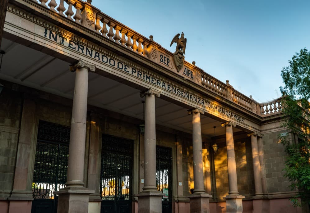 Denuncian supuesta agresión contra alumno del Internado Damián Carmona