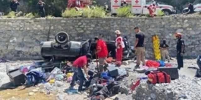Caen al barranco y mueren turistas en Real de Catorce