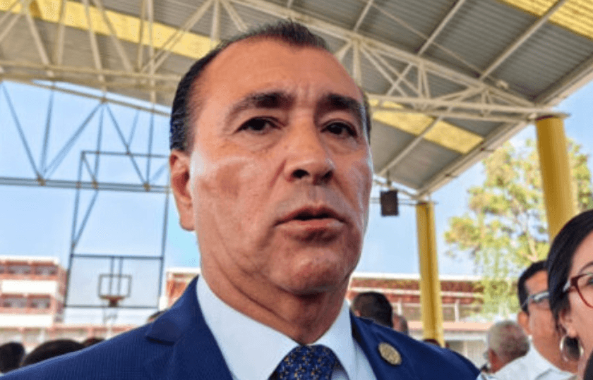 Adeuda SEGE prestaciones de docentes potosinos
