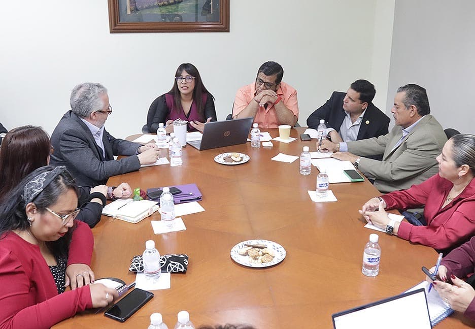 Buscan legisladores morenistas aprobar reforma judicial fast track