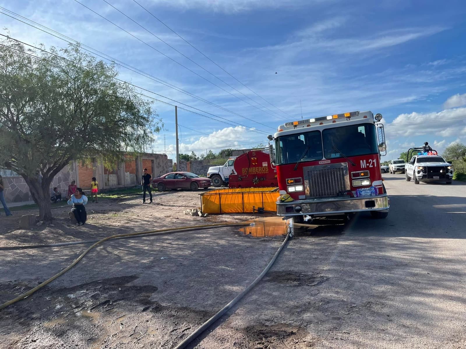 Demandan bomberos de SLP más personal y nuevas unidades para operar