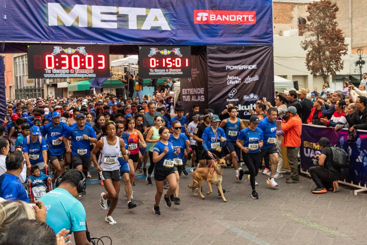 Reúne Medio Maratón de la UASLP a más de 12 mil corredores de todo el país