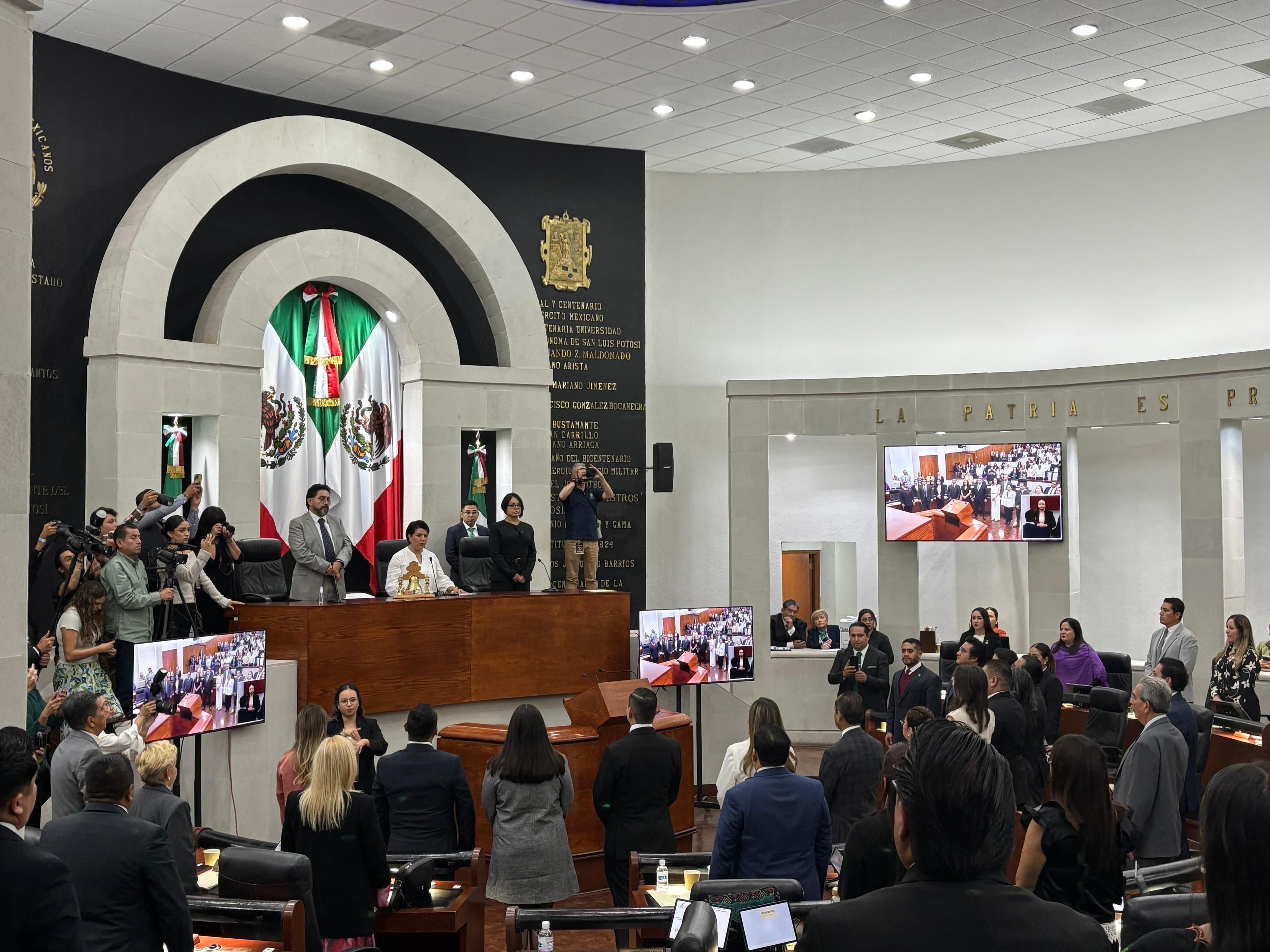 Diputados alistan calendario de comparecencias