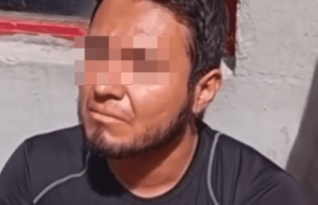 Detienen a hombre que presuntamente grababa mujeres y niñas en baños de gasolinera