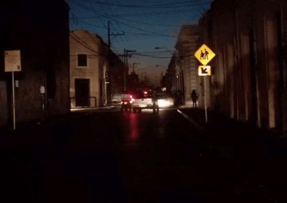 Se quedan sin luz Yucatán, Campeche y Quintana Roo tras apagón masivo