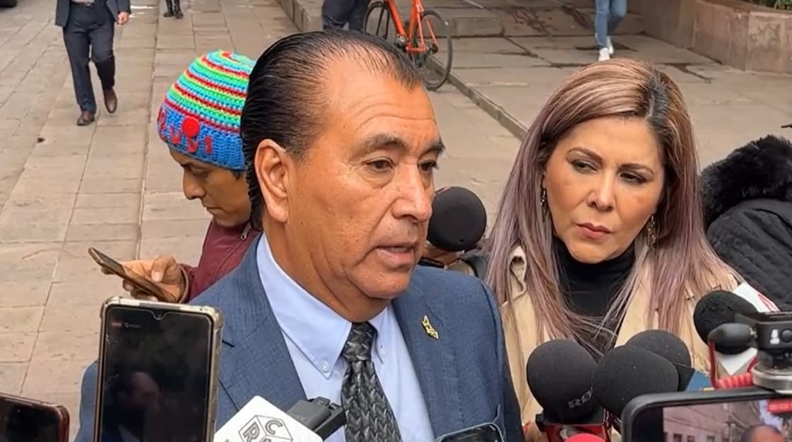 Por malos entendidos, cesa la SEGE a docentes potosinos