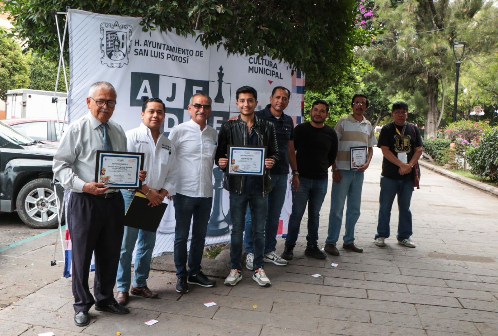 Presentan selección de Ajedrez Municipal con la representación del Ayuntamiento