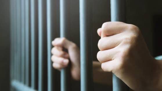 Se entrega segundo implicado en agresión a estudiante de Derecho