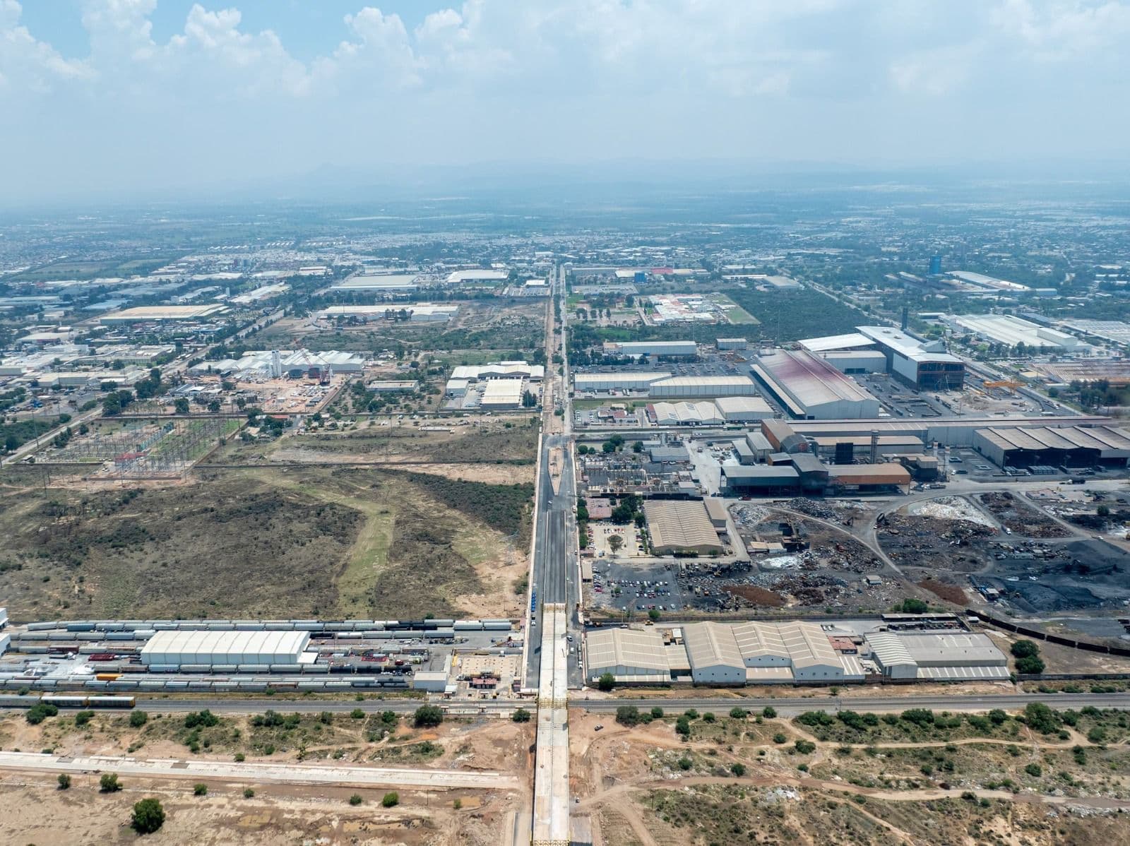 Industria automotriz en SLP estable pese a ligera baja