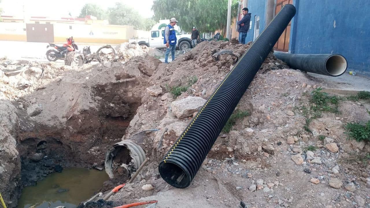 Realiza Ayuntamiento e INTERAPAS reconexión de drenaje en Tierra Blanca
