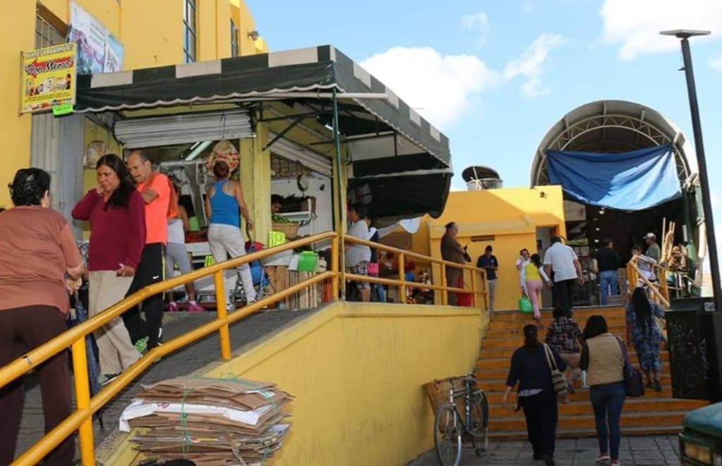 Denuncian comerciantes del Mercado República actos vandálicos