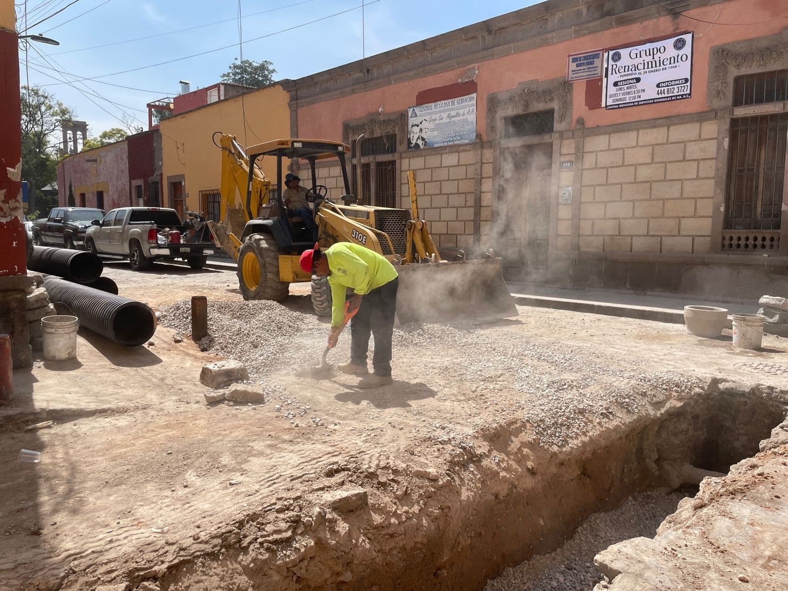 Avanza INTERAPAS en rehabilitación del drenaje en Barrio de San Sebastián