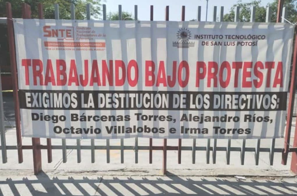 Realizan estudiantes de la ITSLP protesta masiva contra autoridades escolares