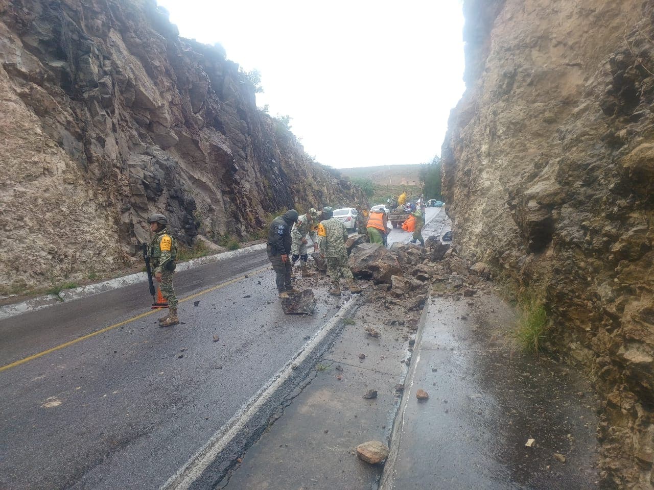Despliega Sedena a Ejército y Guardia Nacional por afectaciones en la Huasteca