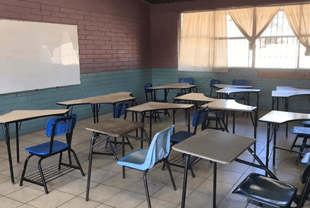 Diputado local Crisógono Pérez pide garantizar derechos laborales de docentes