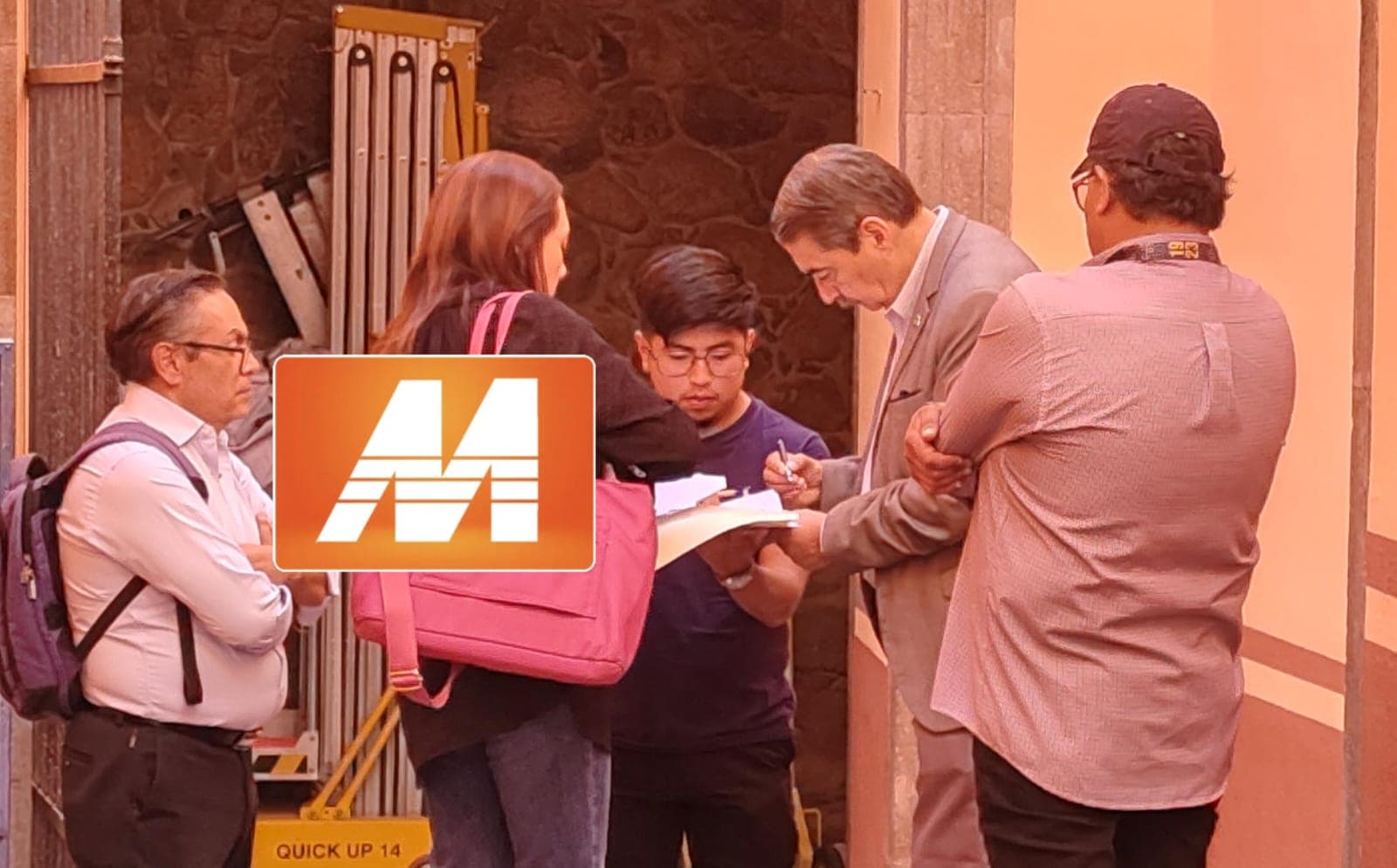 Atiende Zermeño a estudiantes de la Facultad de Derecho
