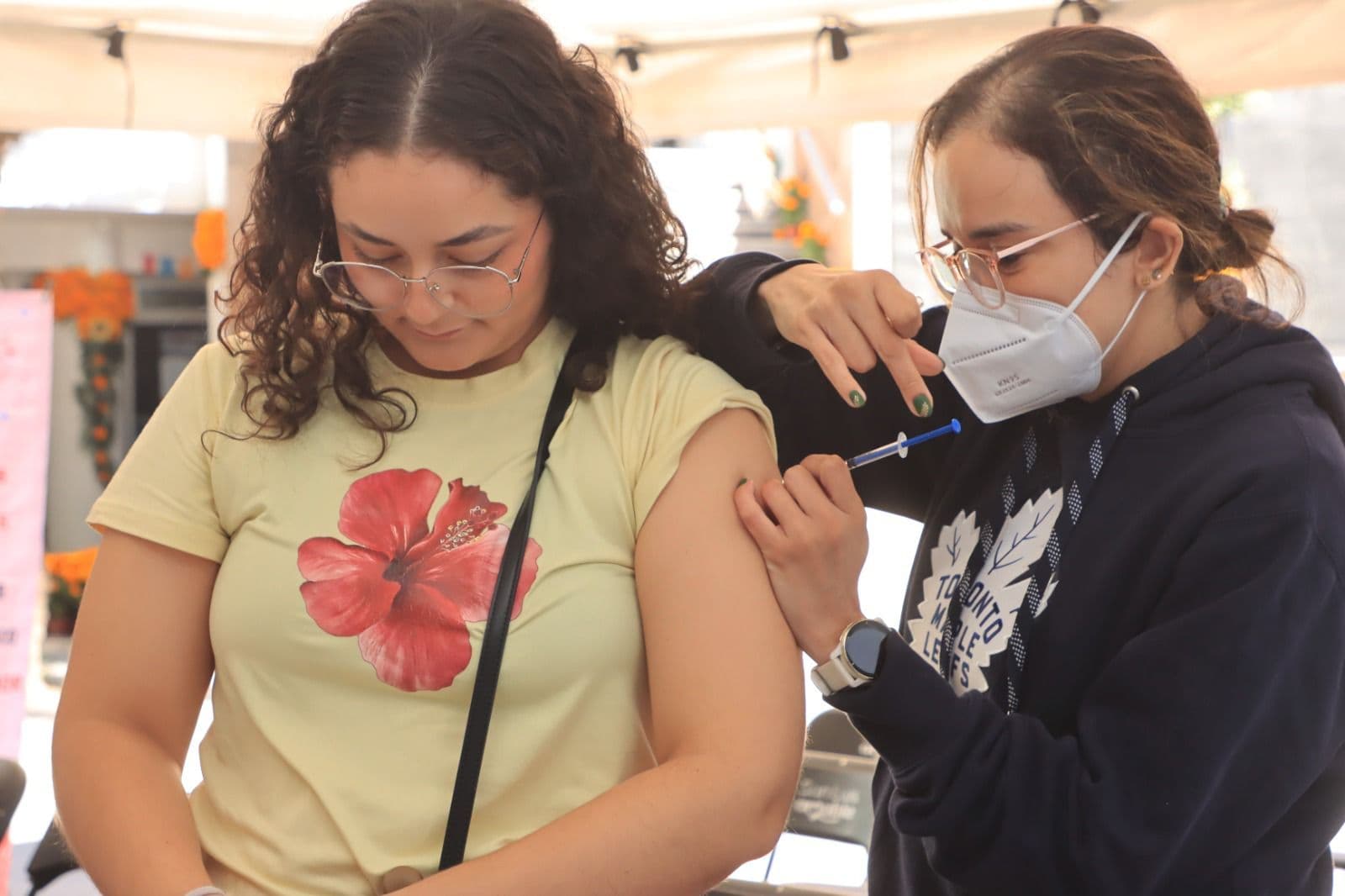 Impulsan campaña de vacunación invernal contra Covid, influenza y neumococo