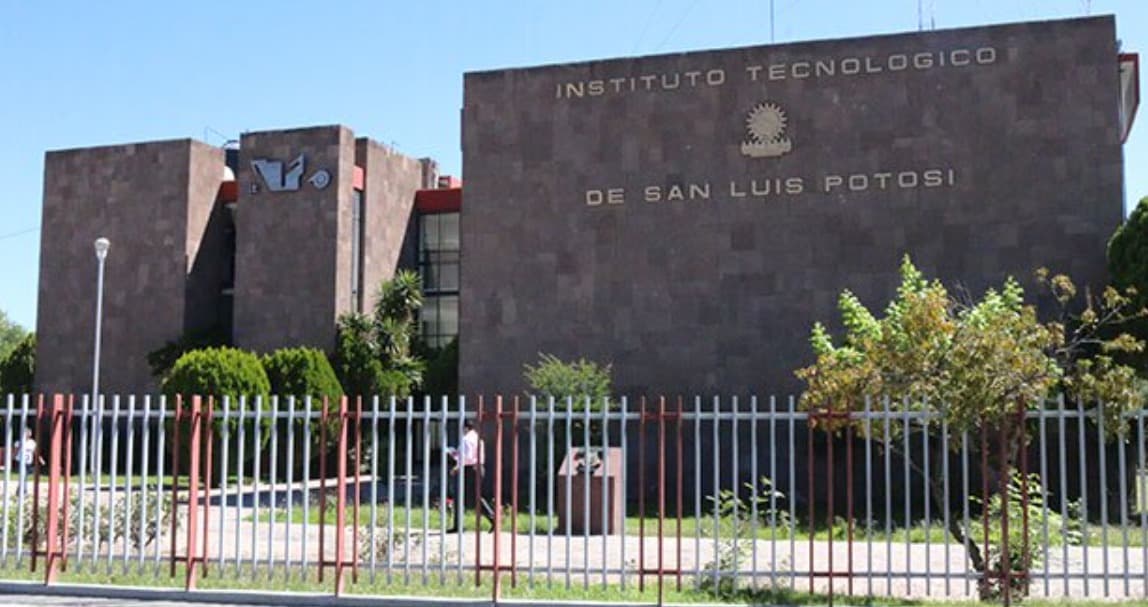 Alumnos del Tec expresan preocupación por paro de docentes