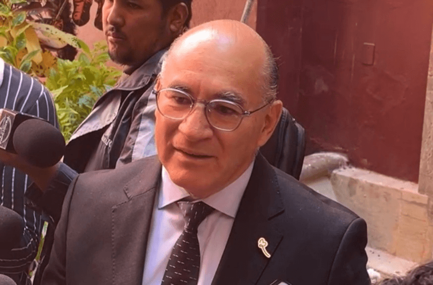 Dialoga Ayuntamiento con comerciantes ambulantes para garantizar ordenamiento