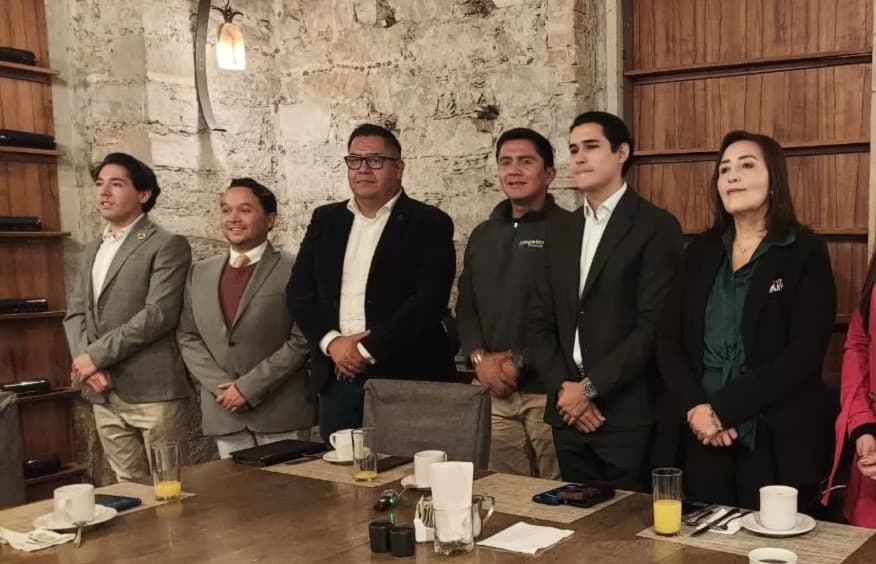 Presentan encuentro empresarial para fomentar competitividad en el sector transporte