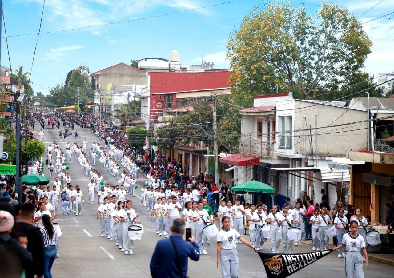 Suspenden desfile del 20 de noviembre en Uruapan por inseguridad