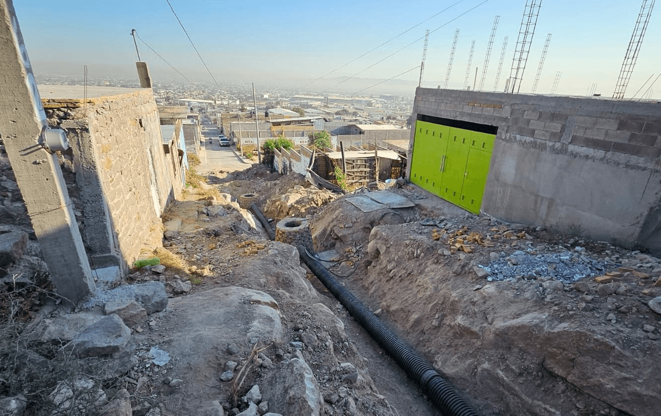 Avanza modernización hidrosanitaria en El Peñascal