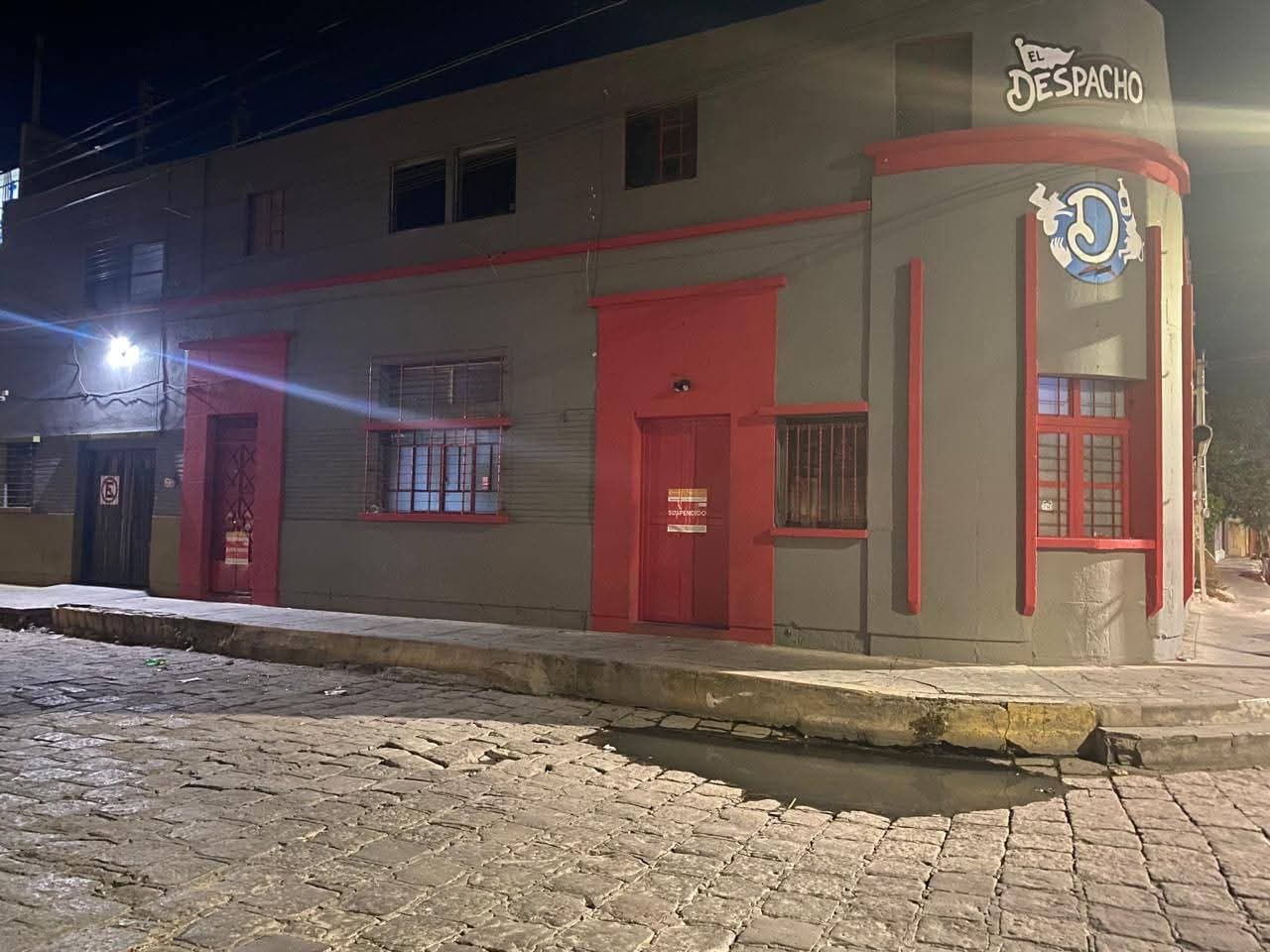 Clausura Ayuntamiento Bar El Despacho tras riñas