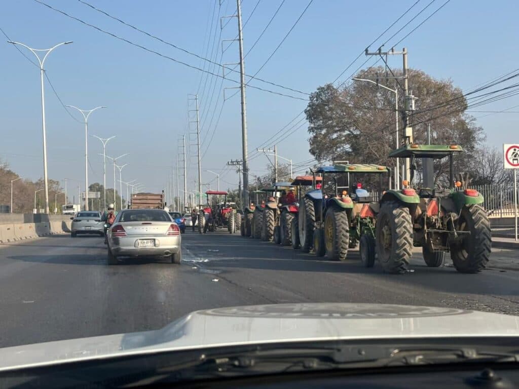 Bloqueos afectan múltiples vialidades en San Luis Potosí