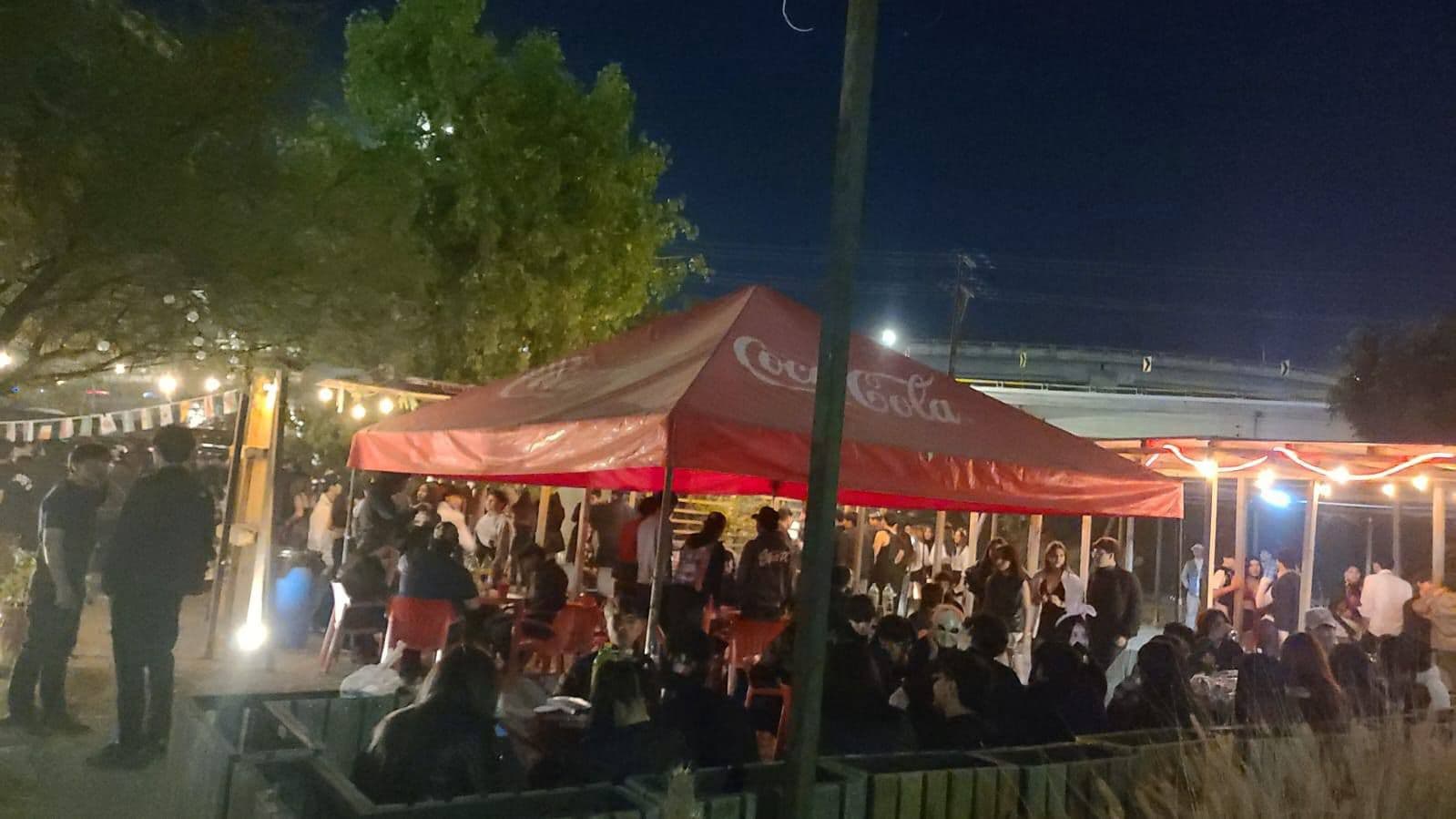 Clausuran el bar “Foodys” por realizar evento masivo sin permiso
