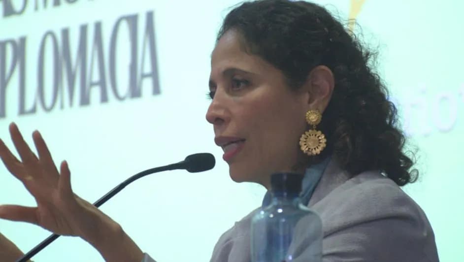 Perú rompe relaciones diplomáticas con México