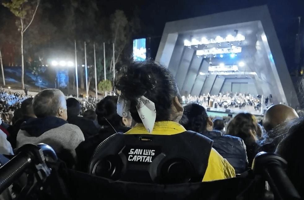 Disfrutan más de 60 personas con discapacidad concierto en parque Tangamanga I